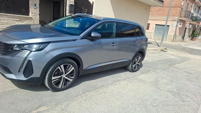 Usata Peugeot 5008 2021 Grigio SUV