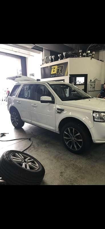 Usata Land Rover Freelander 2 HSE 190 CV (139 kW) 2013 Bianco SUV