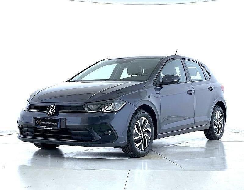 Usata VW Polo Life 95 CV (69 kW) 2022 Grigio Utilitaria