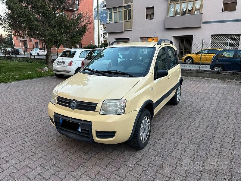 Usata Fiat Panda 4x4 2007 Giallo Utilitaria