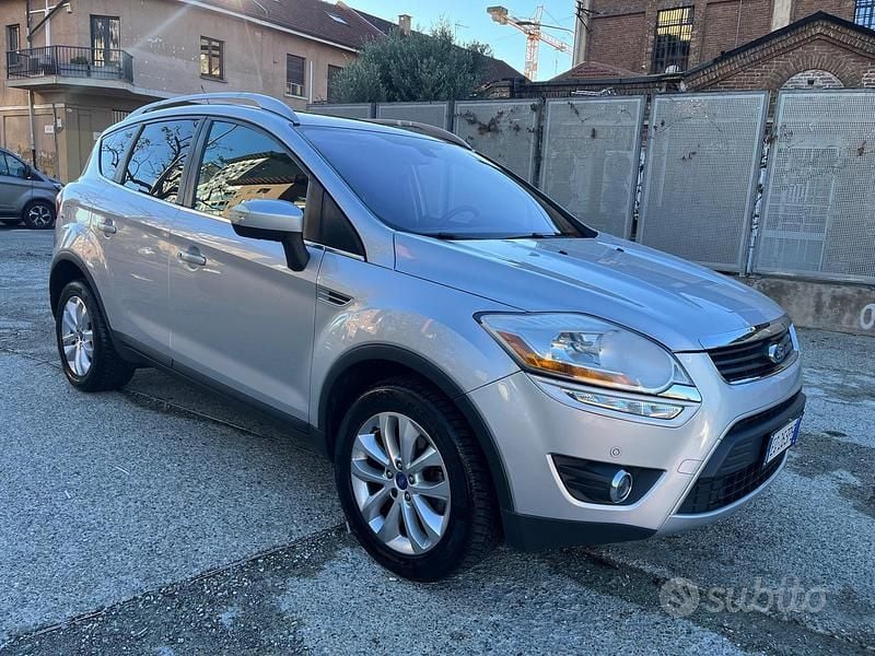 Usata Ford Kuga Individual 163 CV (119 kW) 2012 Argento SUV