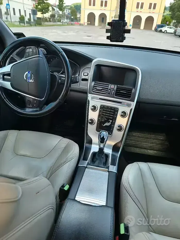 Usata Volvo XC60 181 CV (133 kW) 2014 SUV