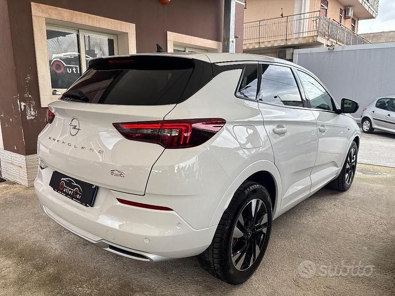 Usata Opel Grandland X Elegance 130 CV (95 kW) 2022 Bianco SUV