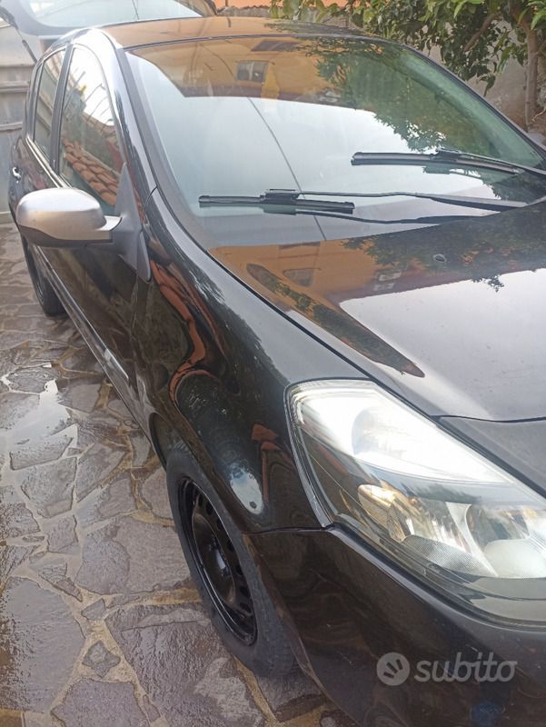 Usata Renault Clio II 2010 Nero Utilitaria