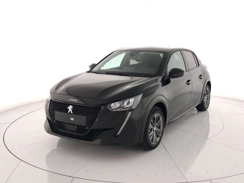 Usata Peugeot e-208 Allure 56 kW (77 CV) 2023 Nero Utilitaria