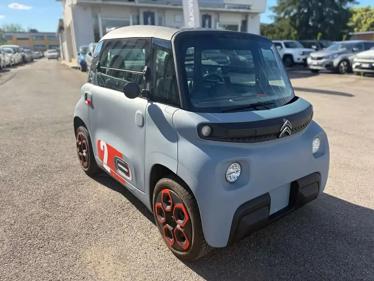 Usata Citroën AMI 2023 Grigio Berlina