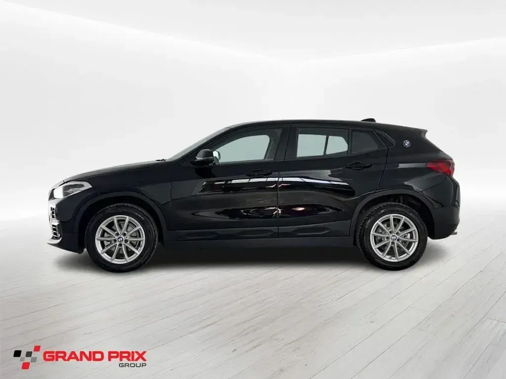 Usata BMW X2 116 CV (85 kW) 2023 Nero SUV