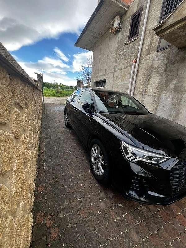 Usata Audi Q3 Sportback S-Line 150 CV (110 kW) 2020 Nero SUV