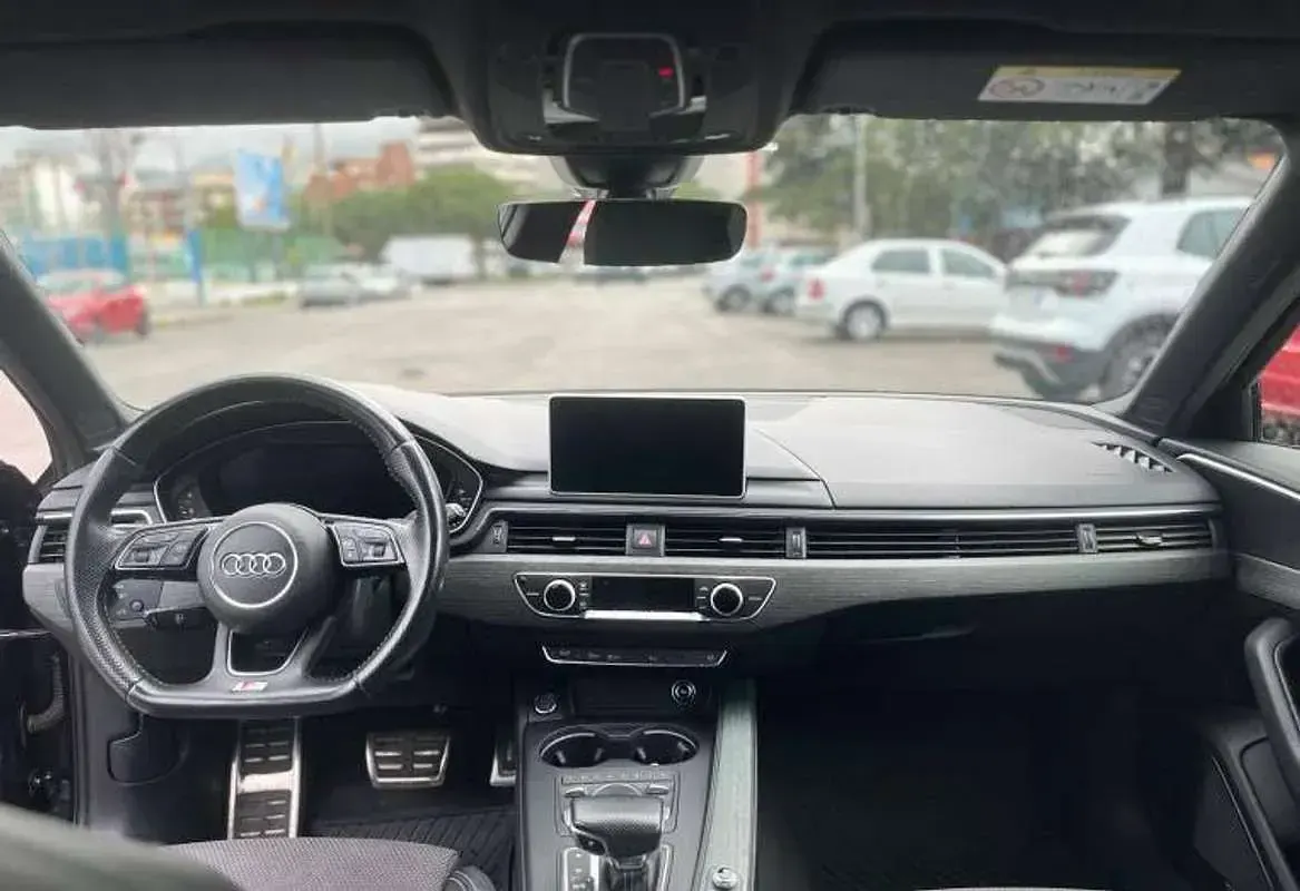 Usata Audi A4 S-Line 122 CV (89 kW) 2018 Nero Station wagon