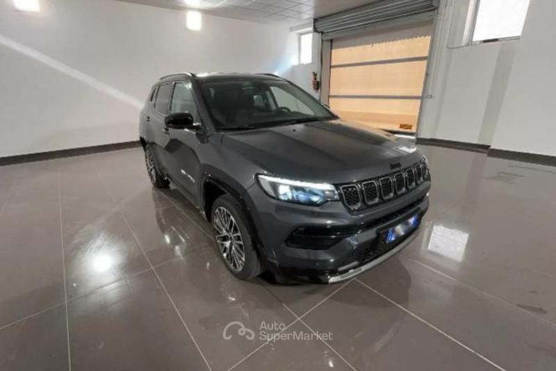 Usata Jeep Compass Summit 131 CV (96 kW) 2025 Grigio SUV