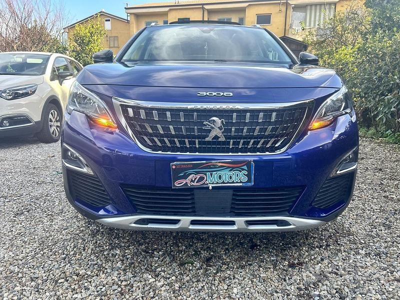 Usata Peugeot 3008 Allure 130 CV (95 kW) 2019 Blu SUV