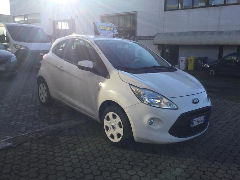 Usata Ford Ka Individual 75 CV (55 kW) 2013 Bianco Berlina