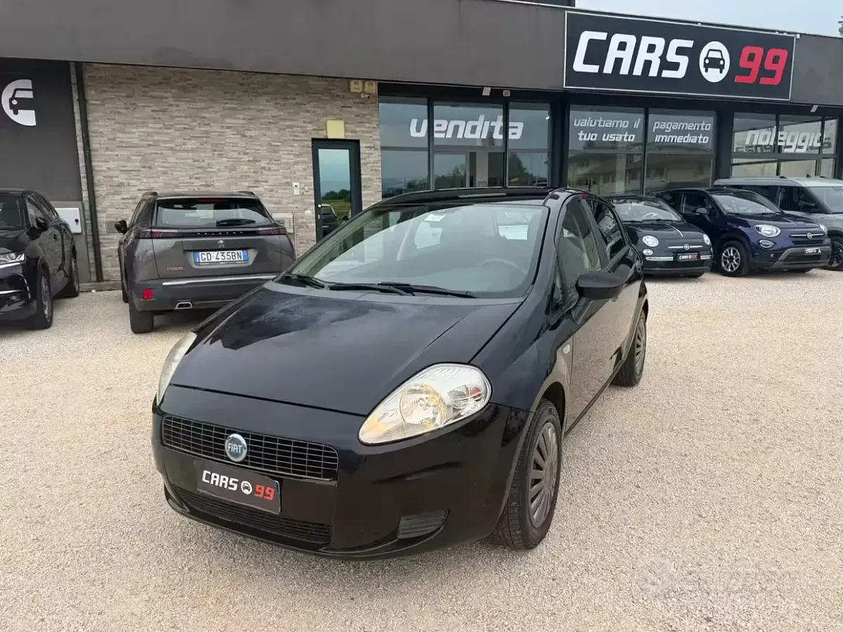 Usata Fiat Grande Punto Dynamic 65 CV (47 kW) 2007 Utilitaria