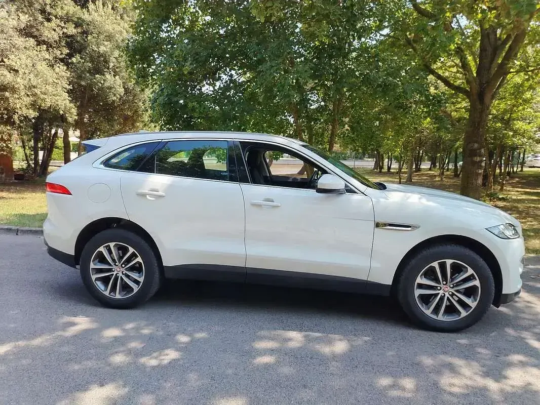 Usata Jaguar F-Pace Pure 179 CV (131 kW) 2017 SUV