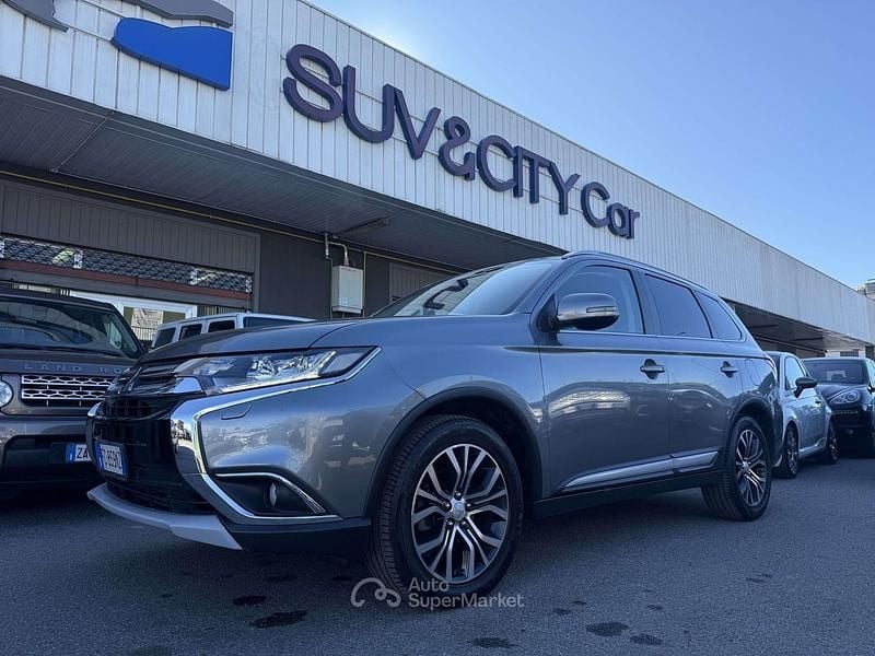 Usata Mitsubishi Outlander Plus 150 CV (110 kW) 2016 Other SUV