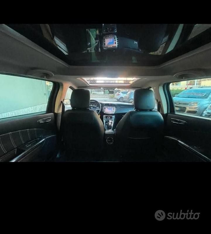 Usata Lancia Delta 190 CV (139 kW) 2012 Utilitaria