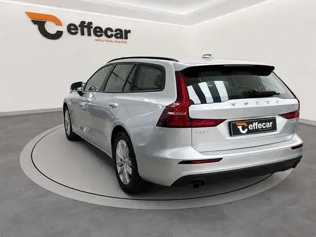 Usata Volvo V60 Business Edition 197 CV (144 kW) 2021 Argento Station wagon