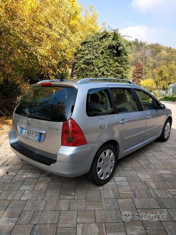 Usata Peugeot 307 107 CV (78 kW) 2003 Grigio Station wagon