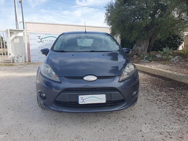 Usata Ford Fiesta 97 CV (71 kW) 2009 Blu/azzurro Utilitaria
