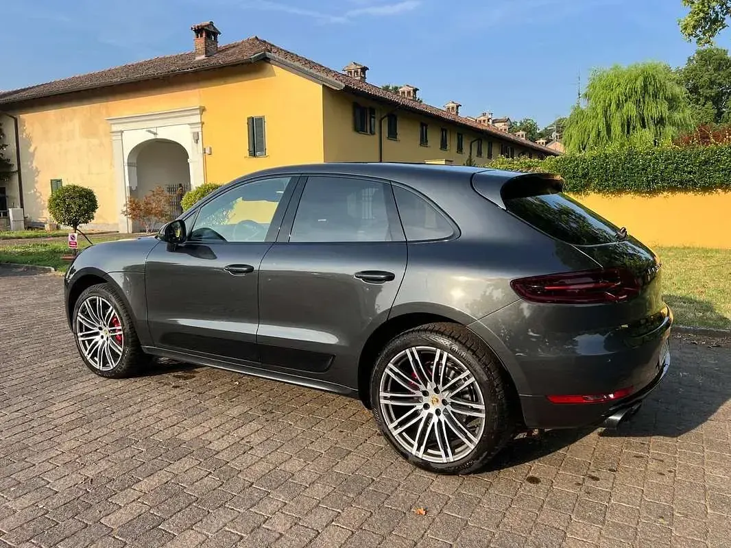 Usata Porsche Macan 250 CV (183 kW) 2016 Grigio SUV