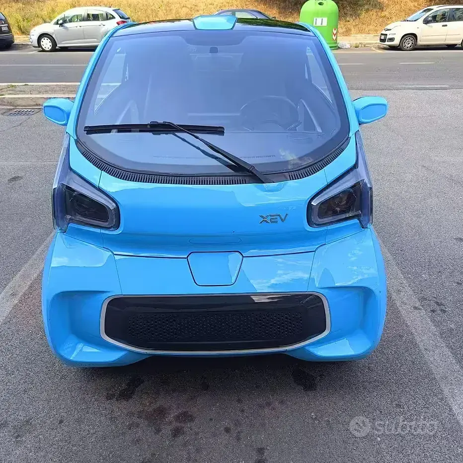 Usata XEV Yoyo 7 kW (10 CV) 2024 Bluazzurro Utilitaria