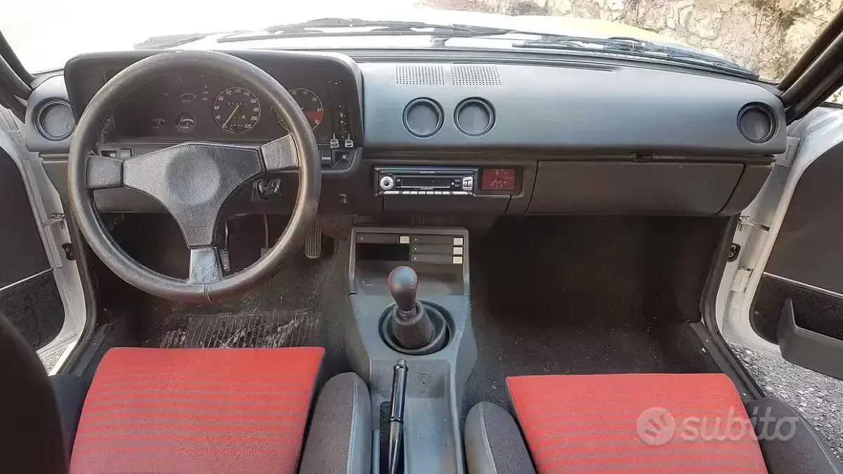 Usata Opel Manta 110 CV (80 kW) 1989 Bianco Berlina
