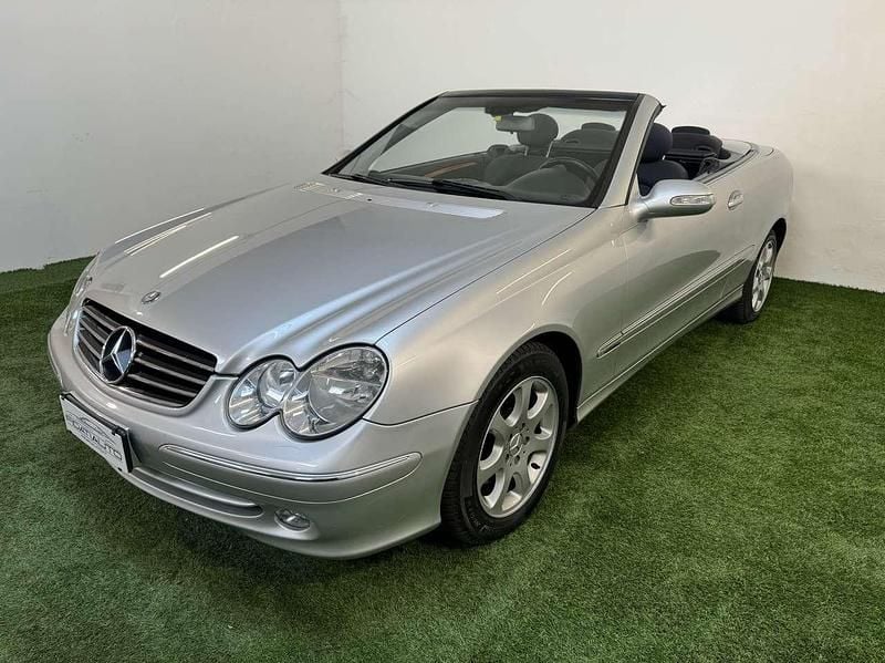 Usata Mercedes CLK240 Elegance 170 CV (125 kW) 2006 Argento Cabrio