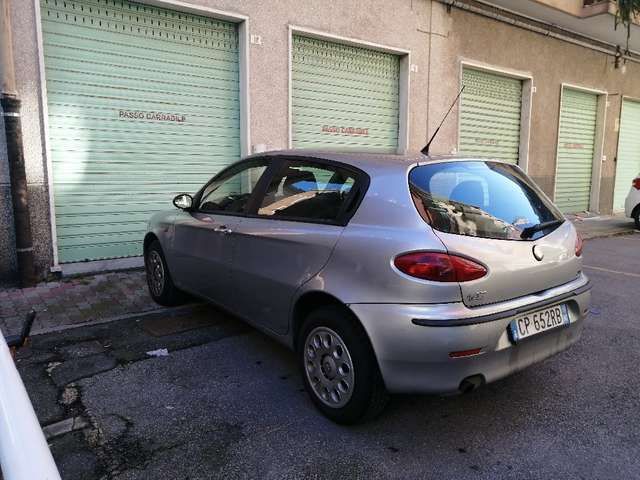 Usato 2004 Alfa Romeo 147 1.9 Diesel 116 CV (1.000