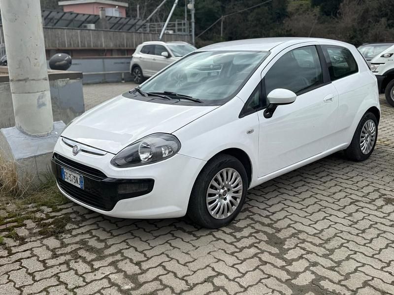 Usata Fiat Punto Evo S 69 CV (50 kW) 2011 Bianco Utilitaria