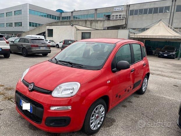 Usata Fiat Panda S 70 CV (51 kW) 2022 Rosso Berlina