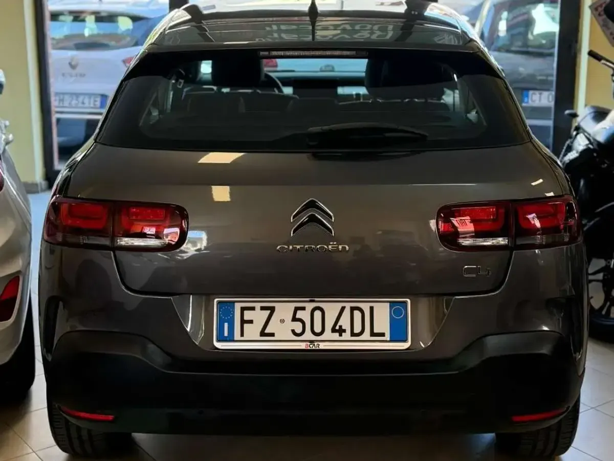 Gebraucht Citroën C4 Feel 102 PS (75 kW) 2019 Grau SUV