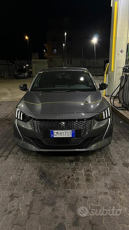 Usata Peugeot 208 GTi 137 CV (100 kW) 2023 Grigio Utilitaria
