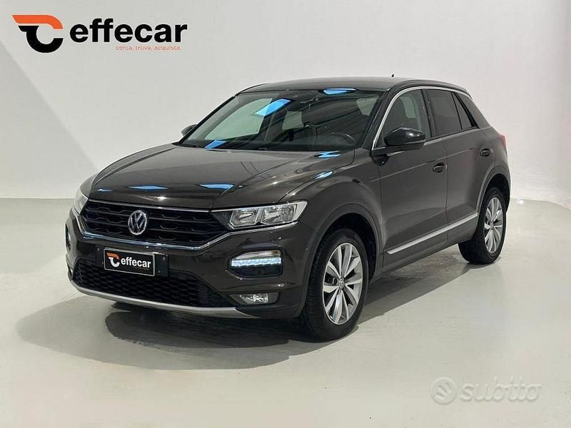 Usata VW T-Roc Style 116 CV (85 kW) 2018 Marrone SUV