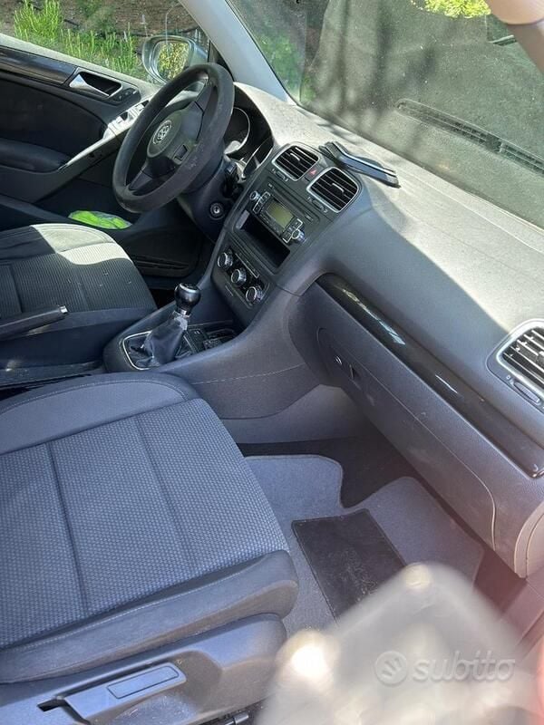 Usata VW Golf VI 140 CV (102 kW) 2009 Grigio Utilitaria