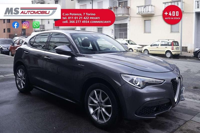 Usata Alfa Romeo Stelvio Business 190 CV (139 kW) 2020 Grigio scuro SUV