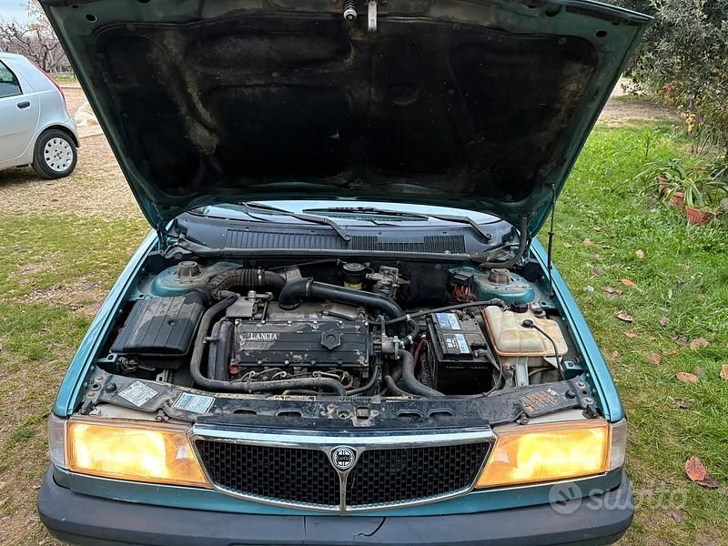 Usata Lancia Dedra S 95 CV (69 kW) 1989 Verde Berlina