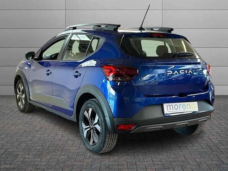 Usata Dacia Sandero Expression 101 CV (74 kW) 2025 Blu/azzurro Utilitaria