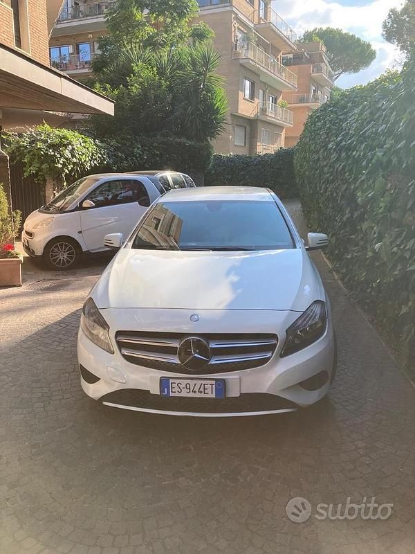 Usata Mercedes A180 109 CV (80 kW) 2013 Bianco Utilitaria