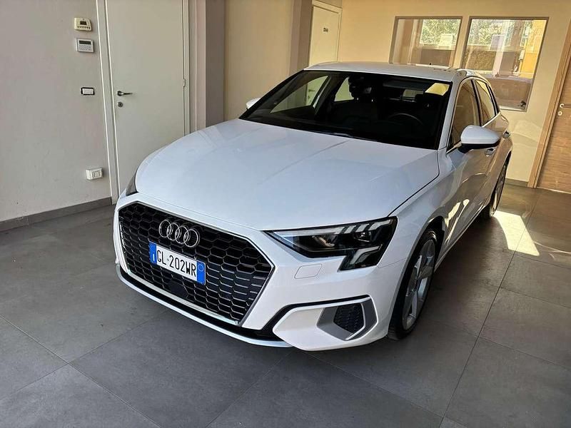 Usata Audi A3 Business 116 CV (85 kW) 2023 Bianco Berlina