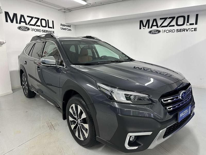 Grigio Usata 2025 Subaru Outback Premium Station wagon | 44.600 € (Buon prezzo) - Immagine 1/4