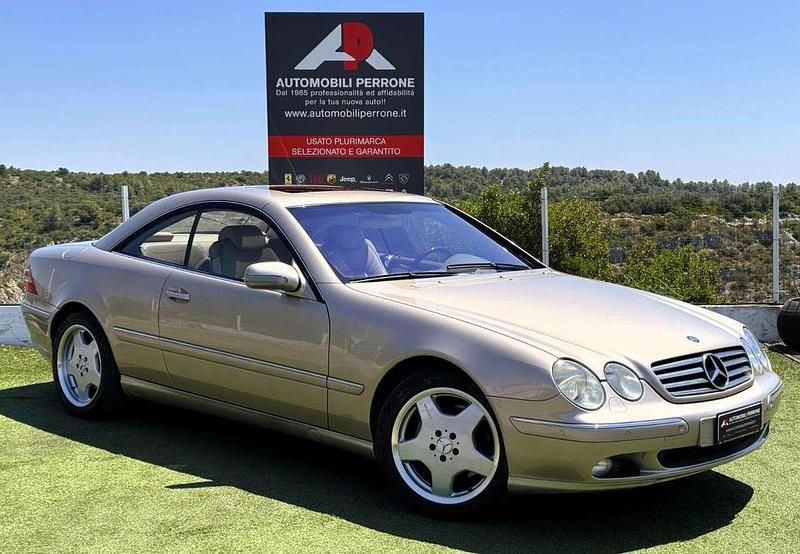 Usata Mercedes CL500 306 CV (225 kW) 2002 Beige travertino Coupé