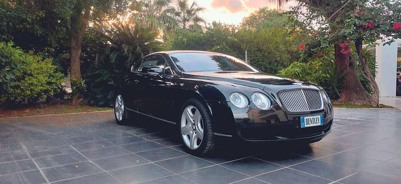 Usata Bentley Continental GT 559 CV (411 kW) 2005 Nero Coupé
