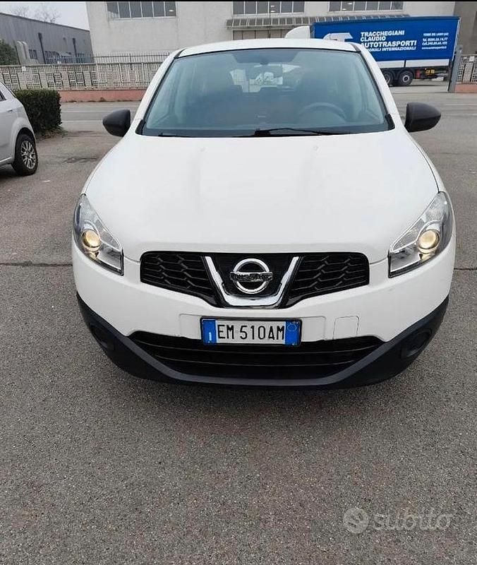 Usata Nissan Qashqai 106 CV (77 kW) 2013 Bianco SUV