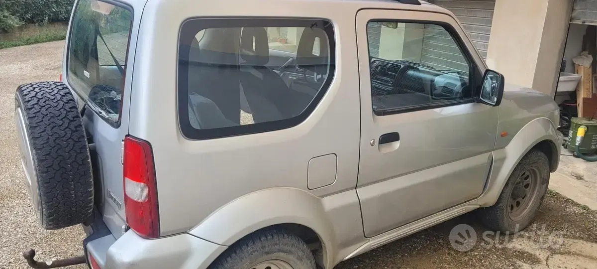 Usata Suzuki Jimny 2003 Grigio SUV