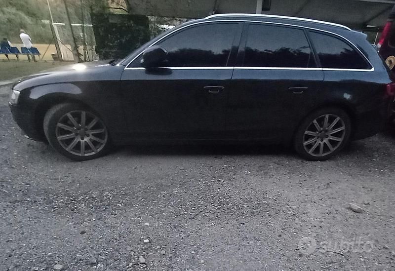 Usata Audi A4 Ambiente 177 CV (130 kW) 2013 Blu/azzurro Station wagon
