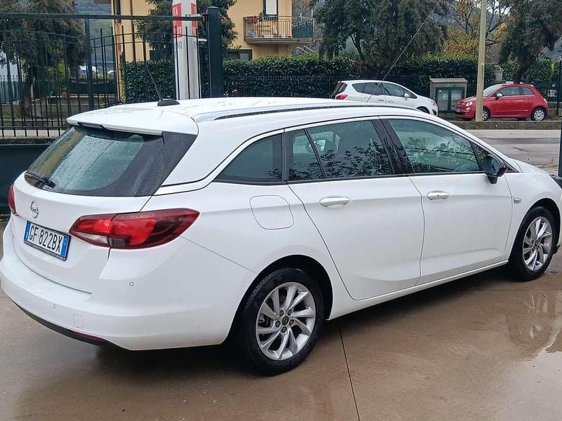 Usata Opel Astra Business Elegance 122 CV (89 kW) 2021 Bianco Station wagon