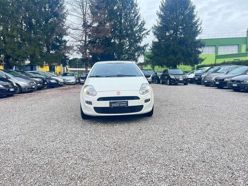 Usata Fiat Punto Street 95 CV (69 kW) 2018 Bianco Berlina