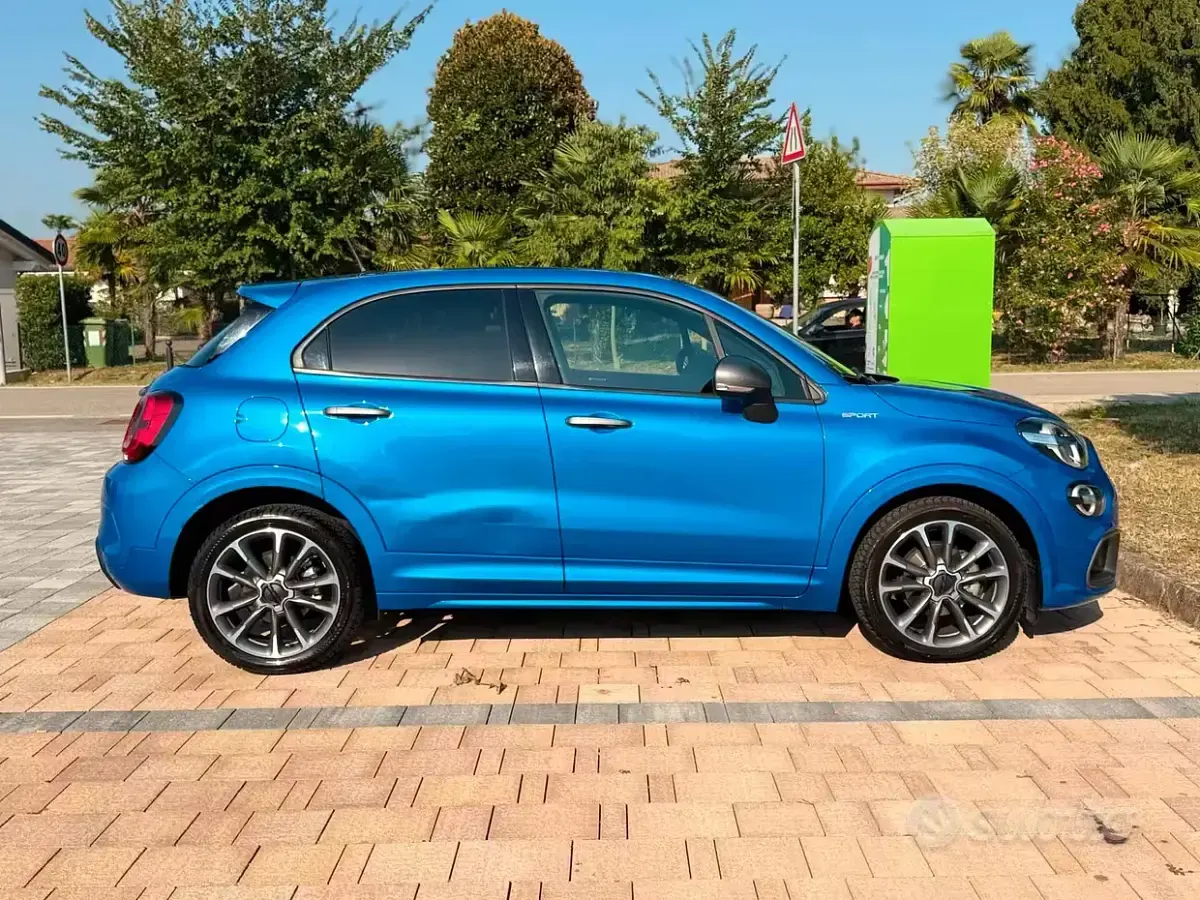 Usata Fiat 500X Club 95 CV (69 kW) 2021 Bluazzurro SUV