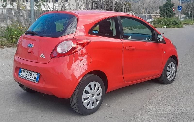 Usata Ford Ka 69 CV (50 kW) 2011 Rosso Utilitaria