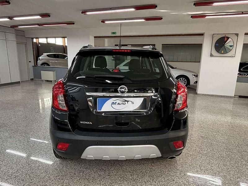 Usado Opel Mokka 140 CV (102 kW) 2016 Negro SUV